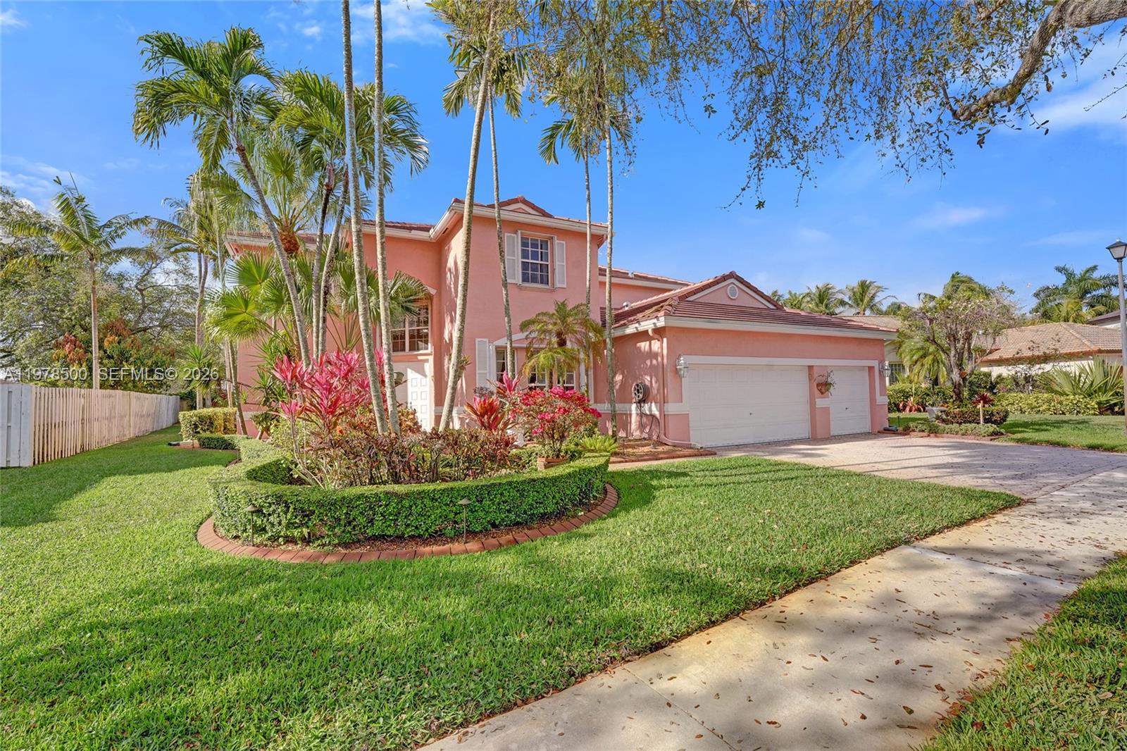 WINDSOR PALMS - Residential