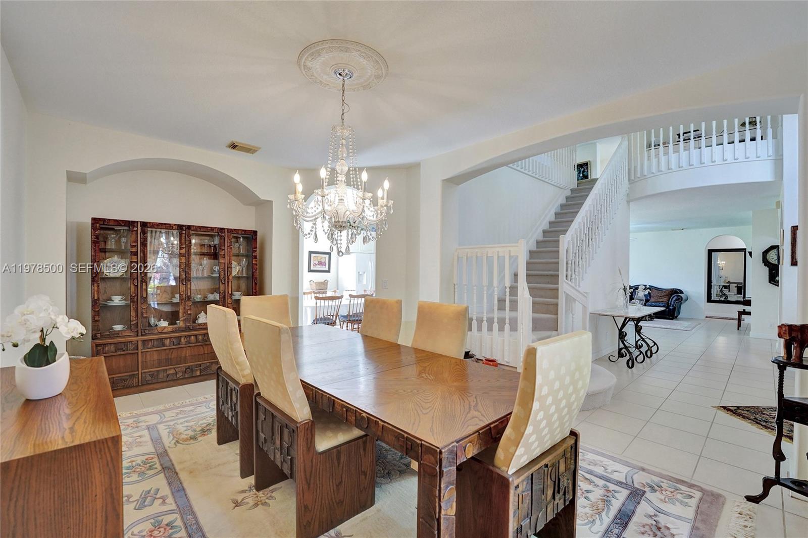 WINDSOR PALMS - Residential