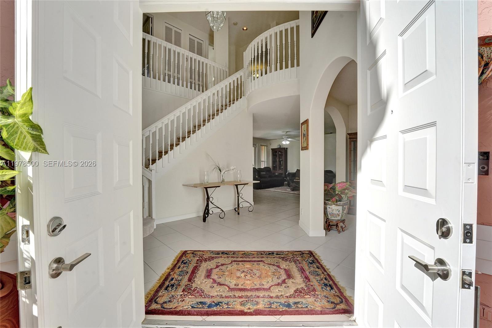 WINDSOR PALMS - Residential