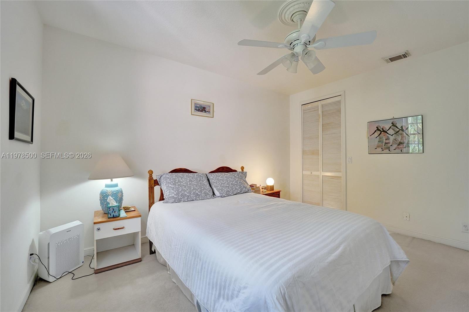 WINDSOR PALMS - Residential