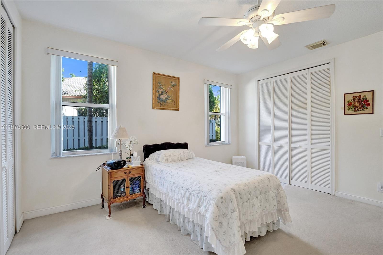 WINDSOR PALMS - Residential