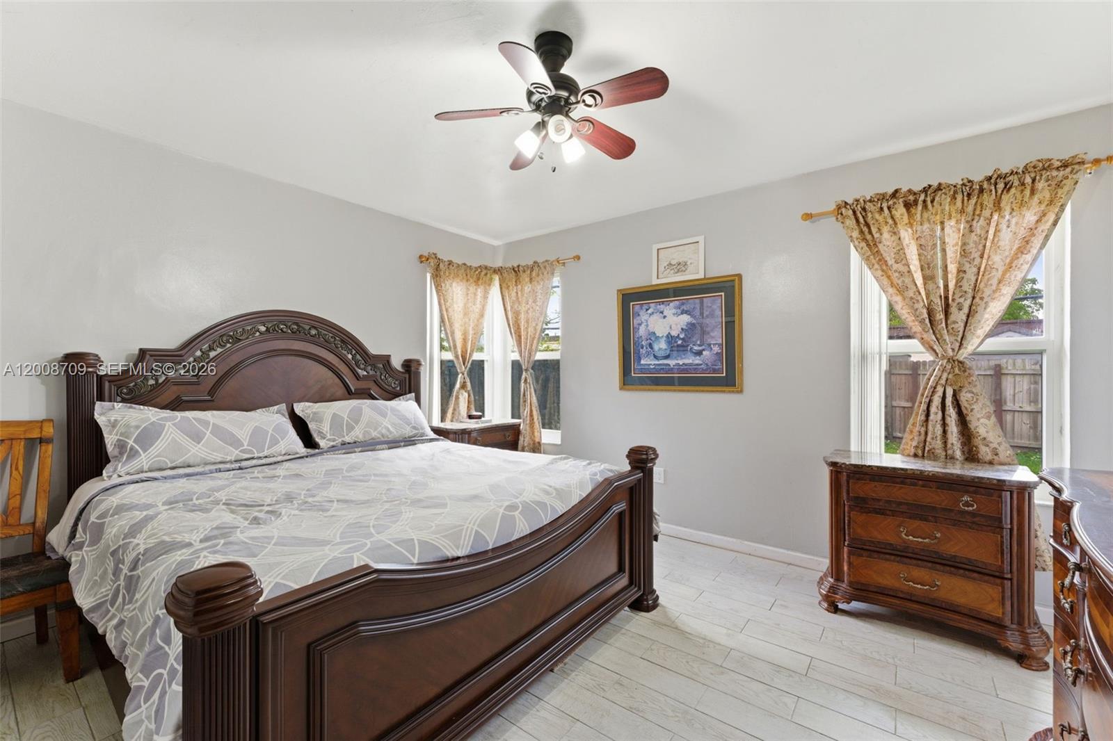 SCOTT LAKE MANOR SEC 4 - Residential