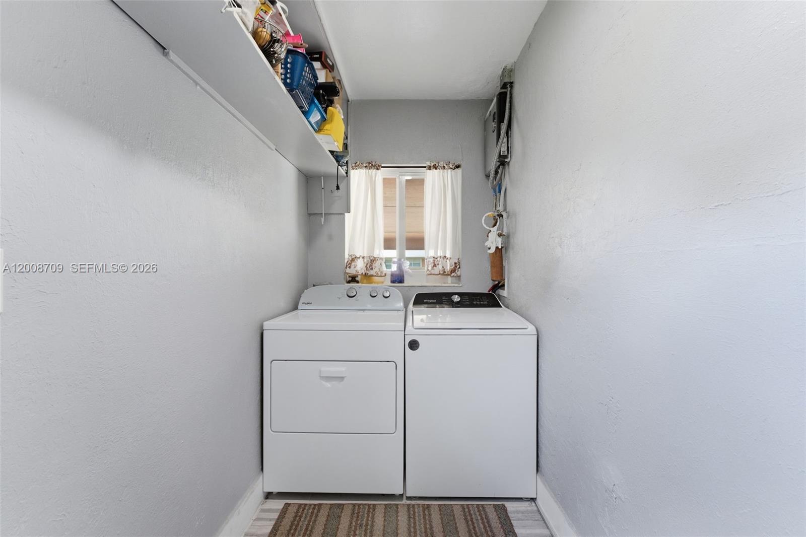 SCOTT LAKE MANOR SEC 4 - Residential