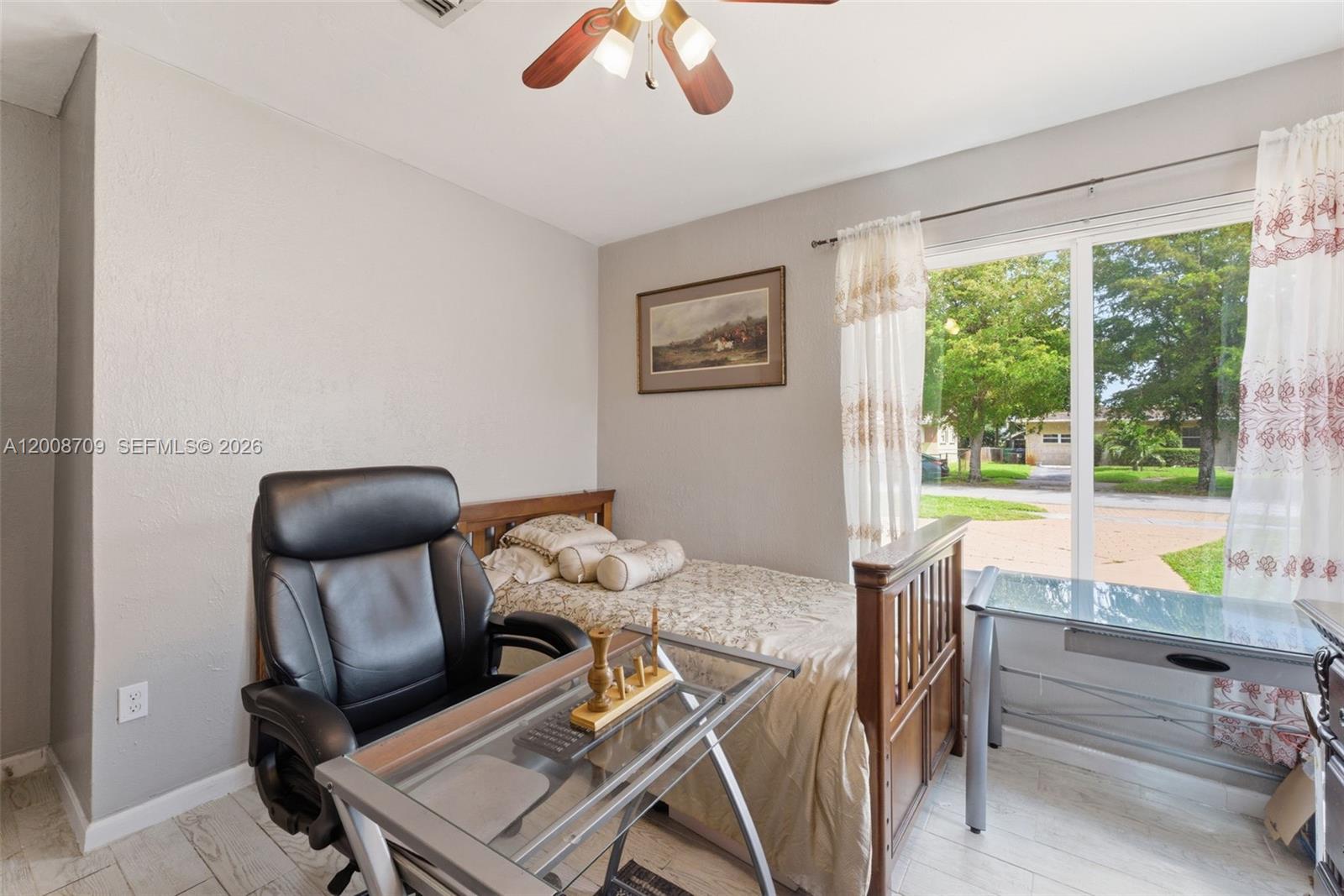 SCOTT LAKE MANOR SEC 4 - Residential