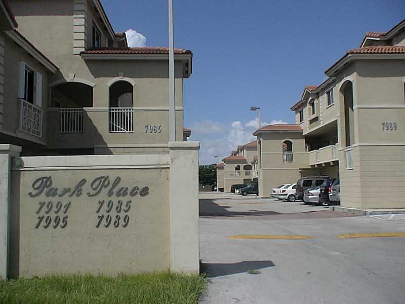 TWO STORIES 2 BEDROOMS AND 2.5 BATHROOMS, ENTRANCE ON SECOND FLOOR, WASHER & DRYER INSIDE, TILE THROUGHOUT, 2 ASSIGNED PARKING SPACES, VERY GOOD AREA IN FONTAINEBLEAU NEAR 826, 836 AND TURNPIKE, CLOSE TO SHOPPING CENTERS. NO FORCLOSURE PROBLEMS, THIS UNIT WAS RECENTLY PURCHASED IN CASH.