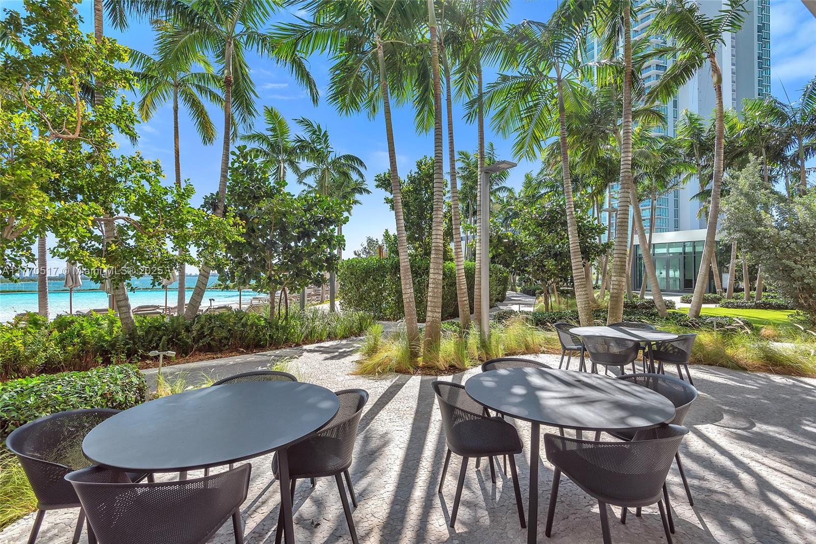 Gran Paraiso - Residential