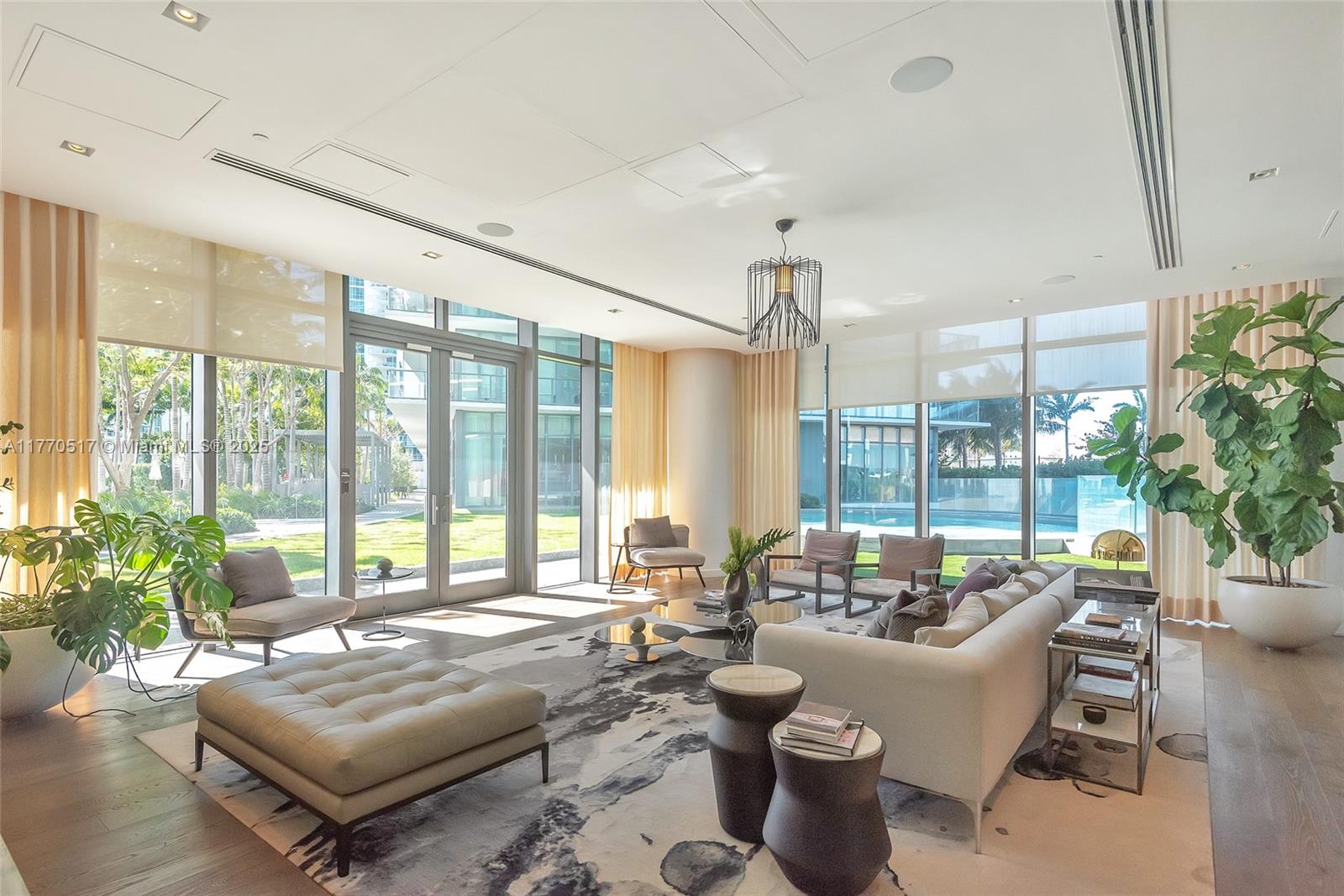 Gran Paraiso - Residential