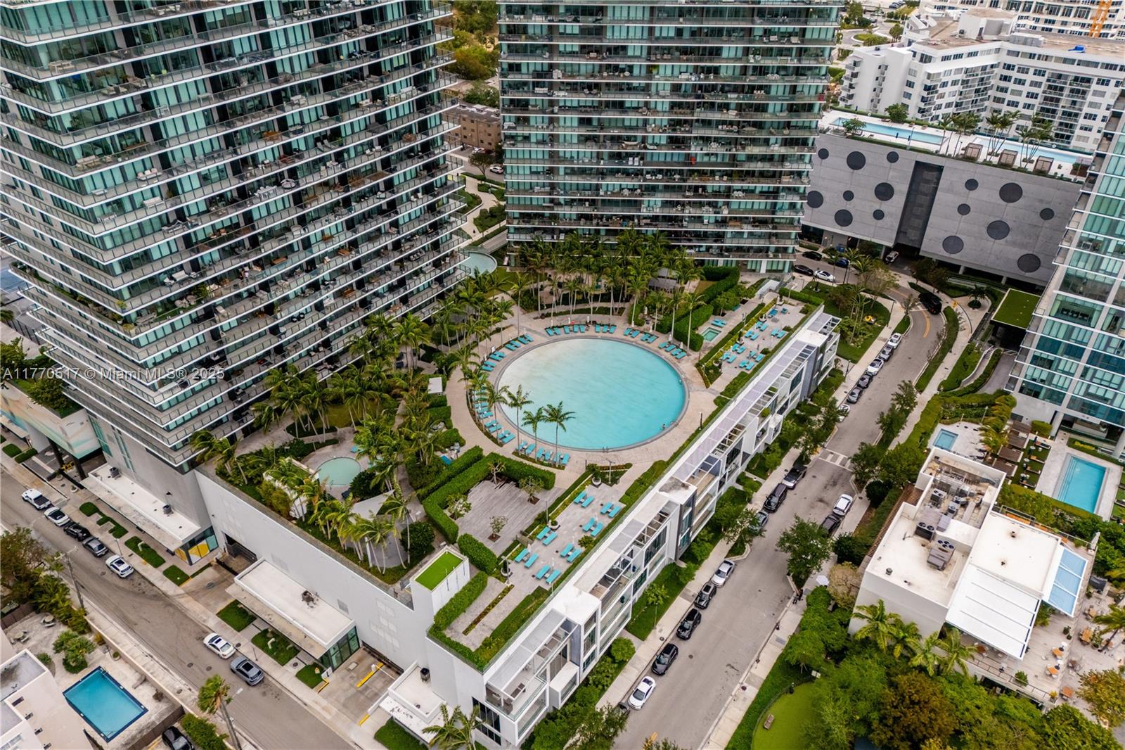Gran Paraiso - Residential