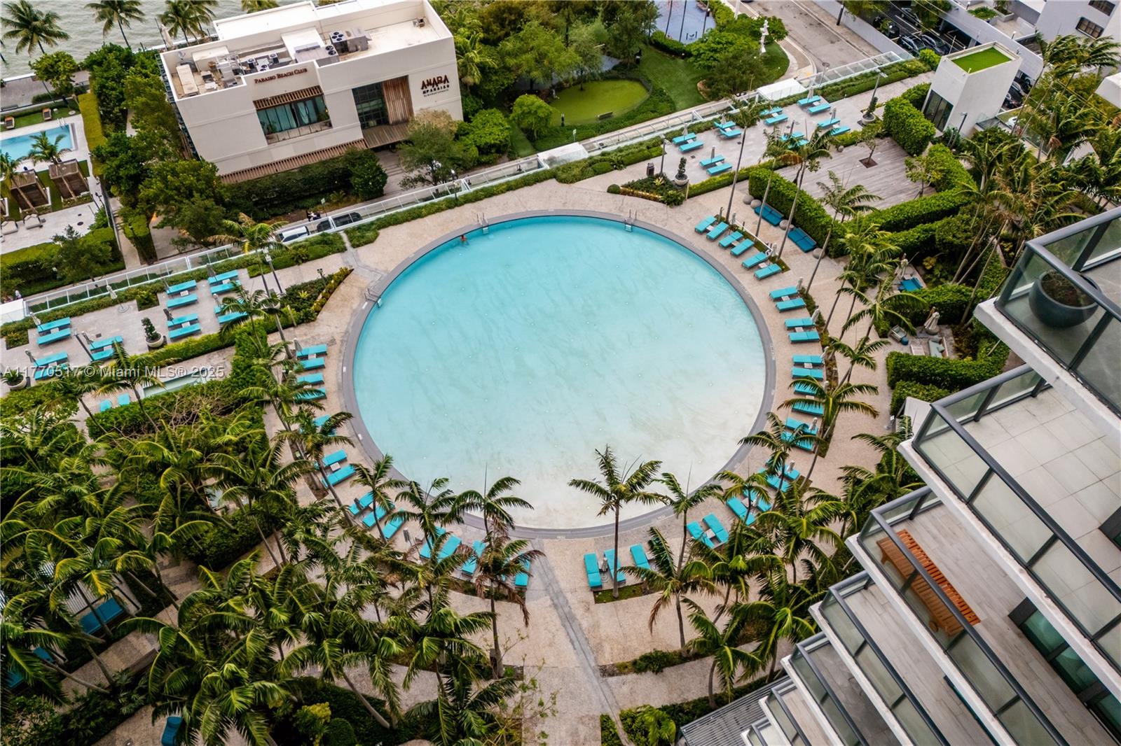Gran Paraiso - Residential