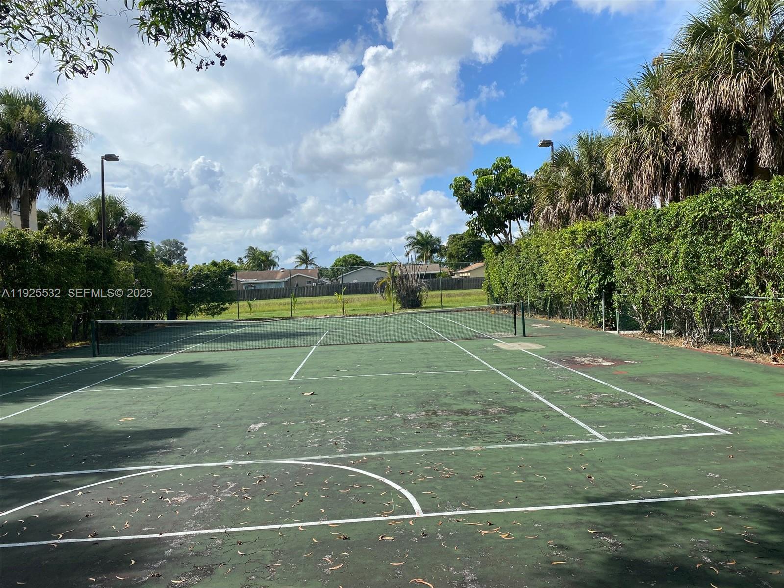 SUMMERBREEZE CONDO - Residential Lease