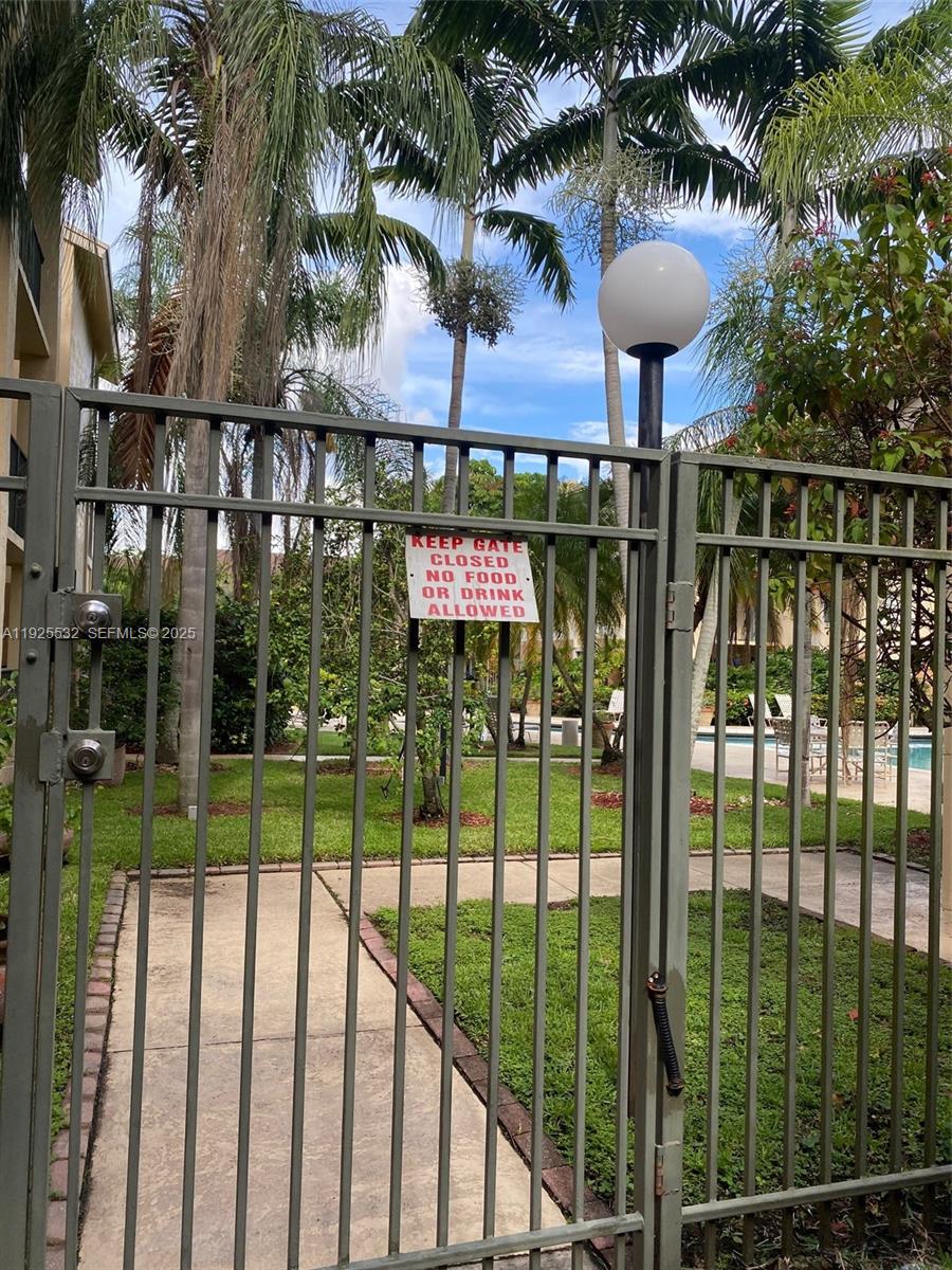 SUMMERBREEZE CONDO - Residential Lease