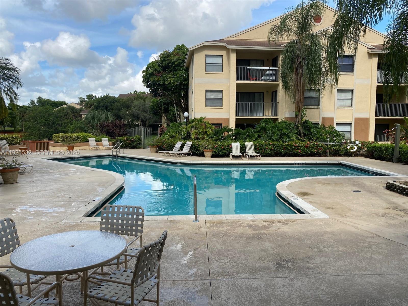 SUMMERBREEZE CONDO - Residential Lease