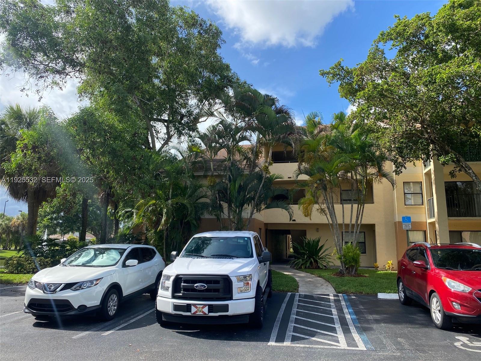 SUMMERBREEZE CONDO - Residential Lease