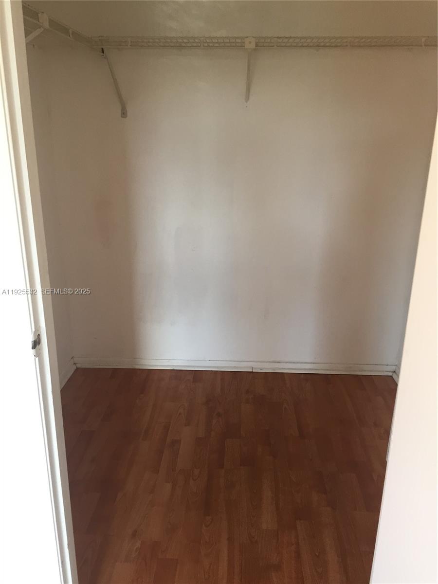 SUMMERBREEZE CONDO - Residential Lease