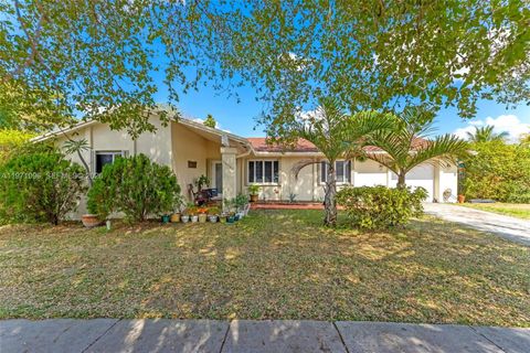 15109 SW 71st Ln Miami FL 33193