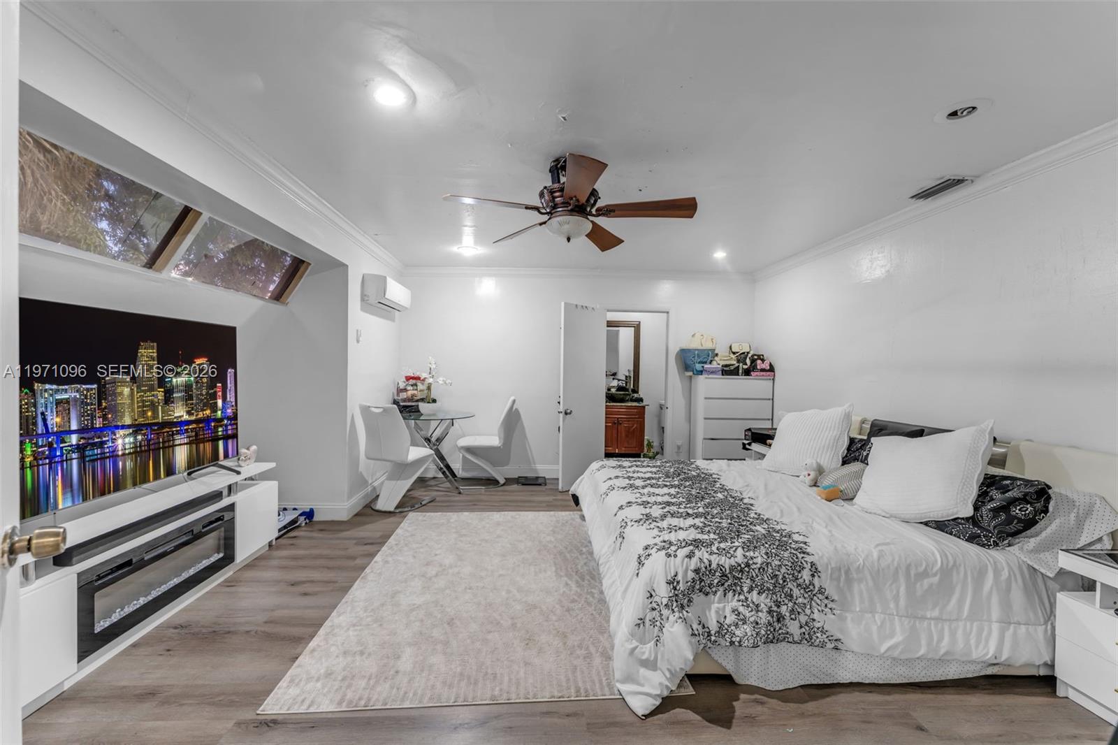 WESTWIND LAKES SEC 1 - Residential