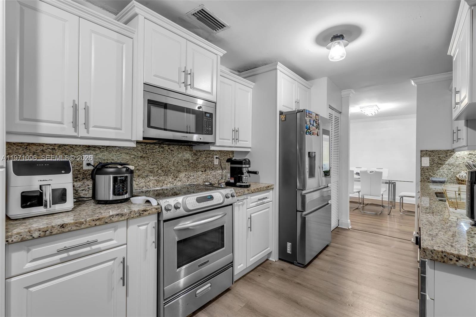 WESTWIND LAKES SEC 1 - Residential