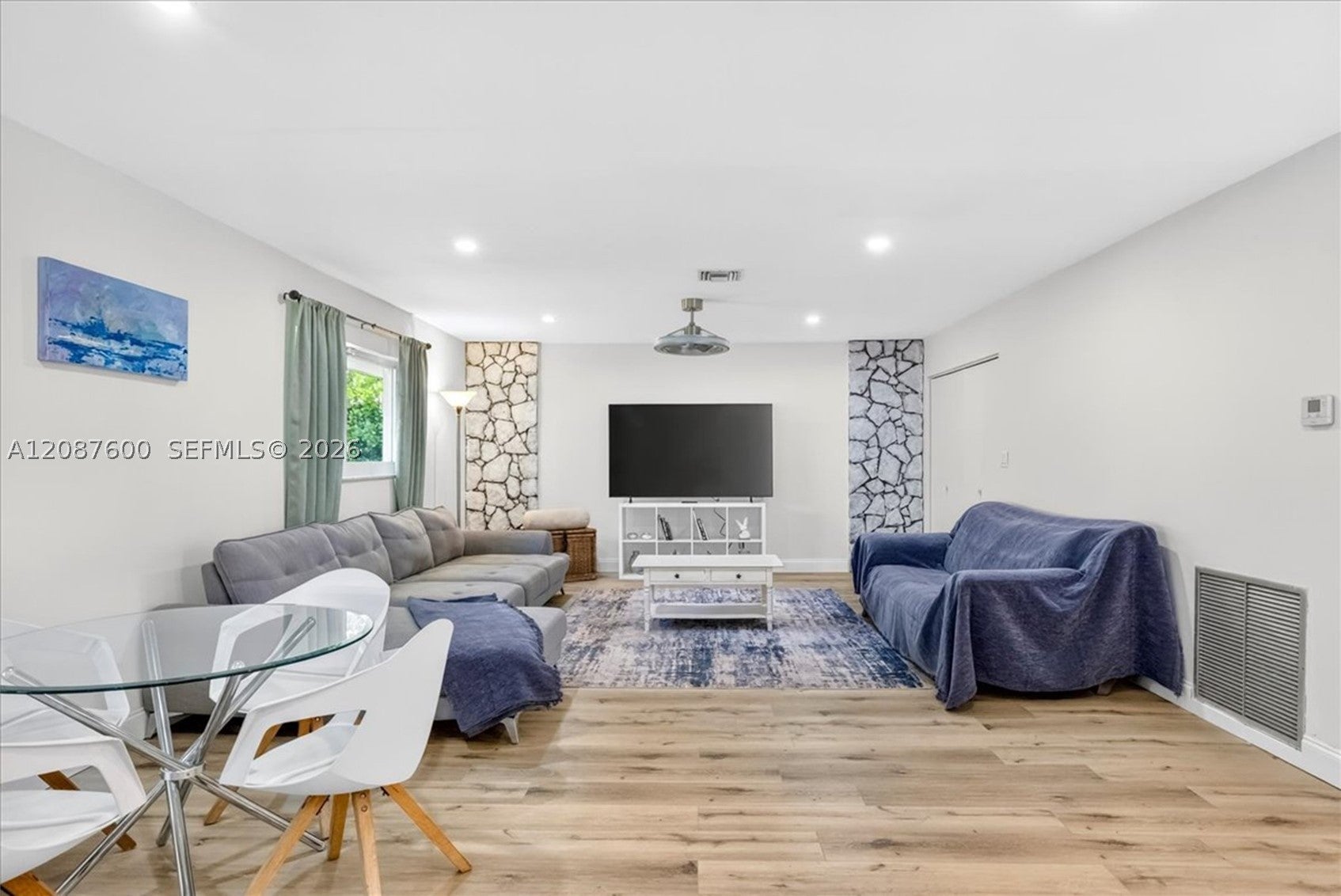 3211 Calle Largo Dr
