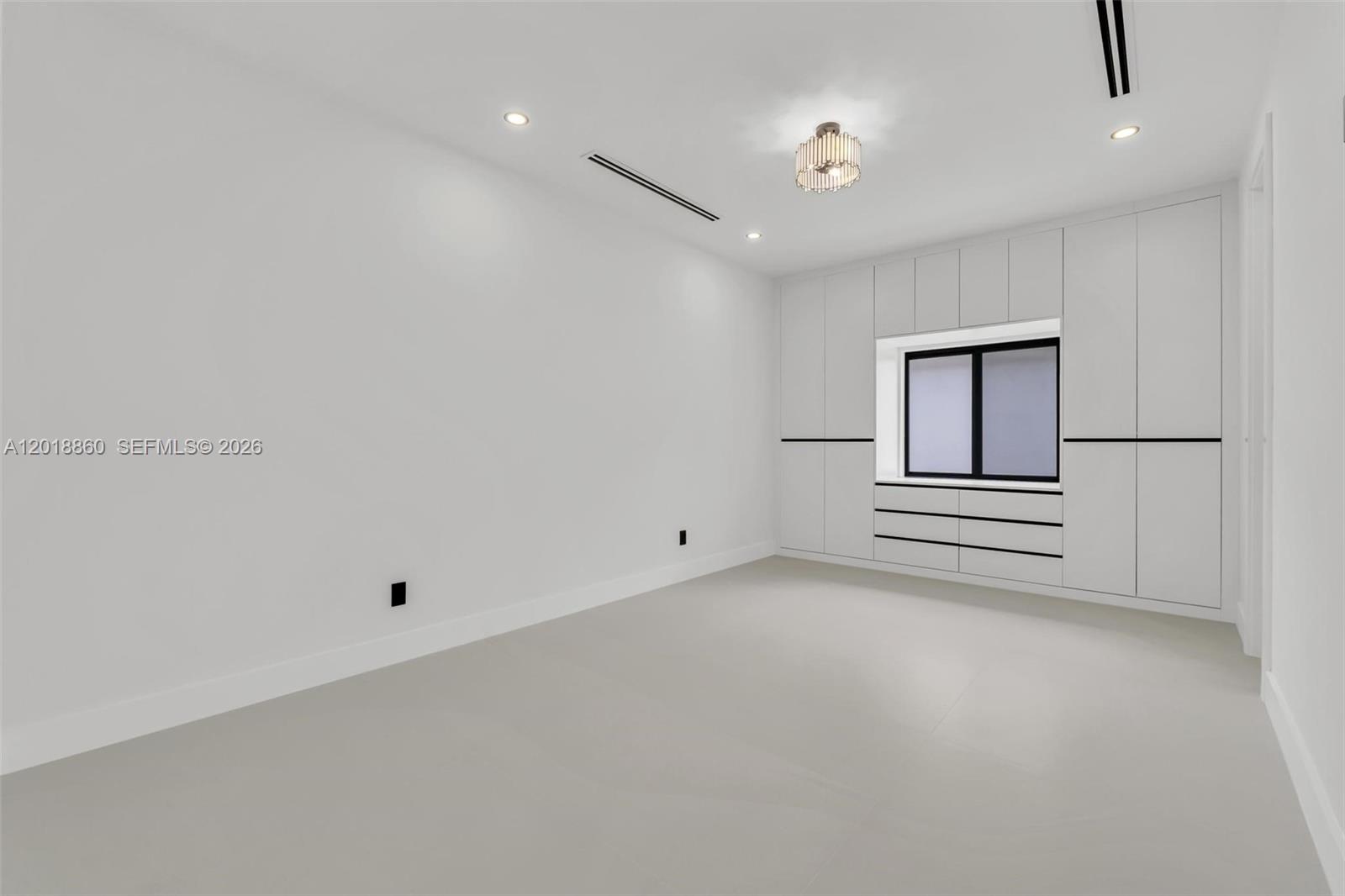 WEST LAKES GARDENS 1ST AD - Residential