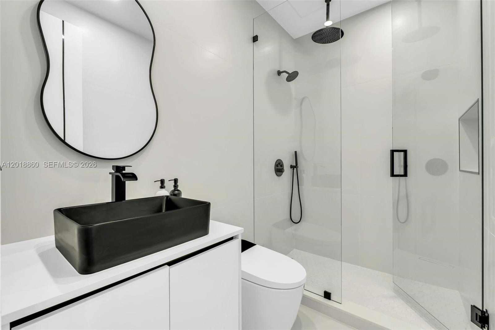WEST LAKES GARDENS 1ST AD - Residential