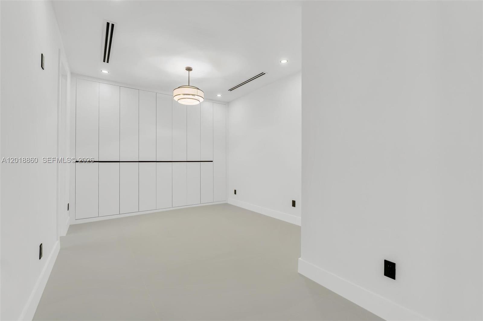 WEST LAKES GARDENS 1ST AD - Residential