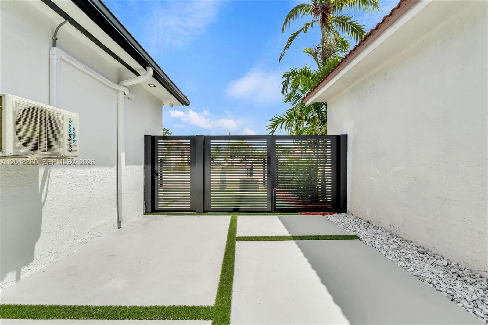 WEST LAKES GARDENS 1ST AD - Residential