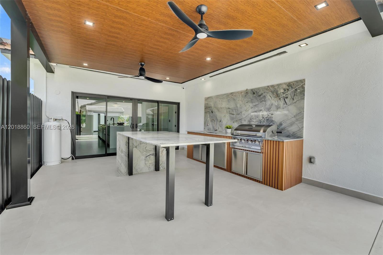 WEST LAKES GARDENS 1ST AD - Residential