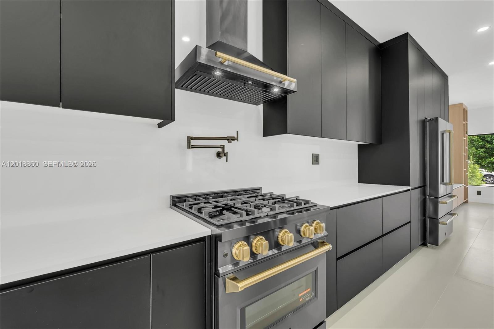 WEST LAKES GARDENS 1ST AD - Residential