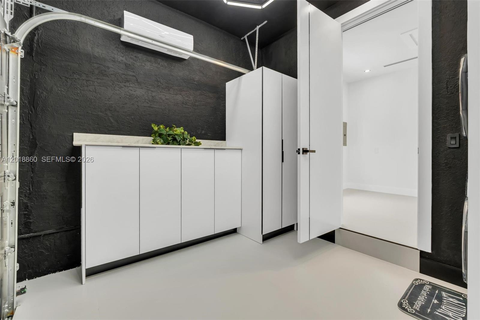 WEST LAKES GARDENS 1ST AD - Residential