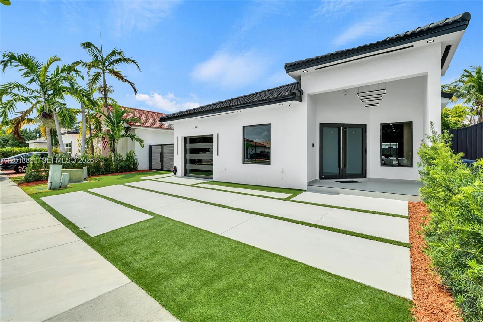 8865 NW 148th Ter