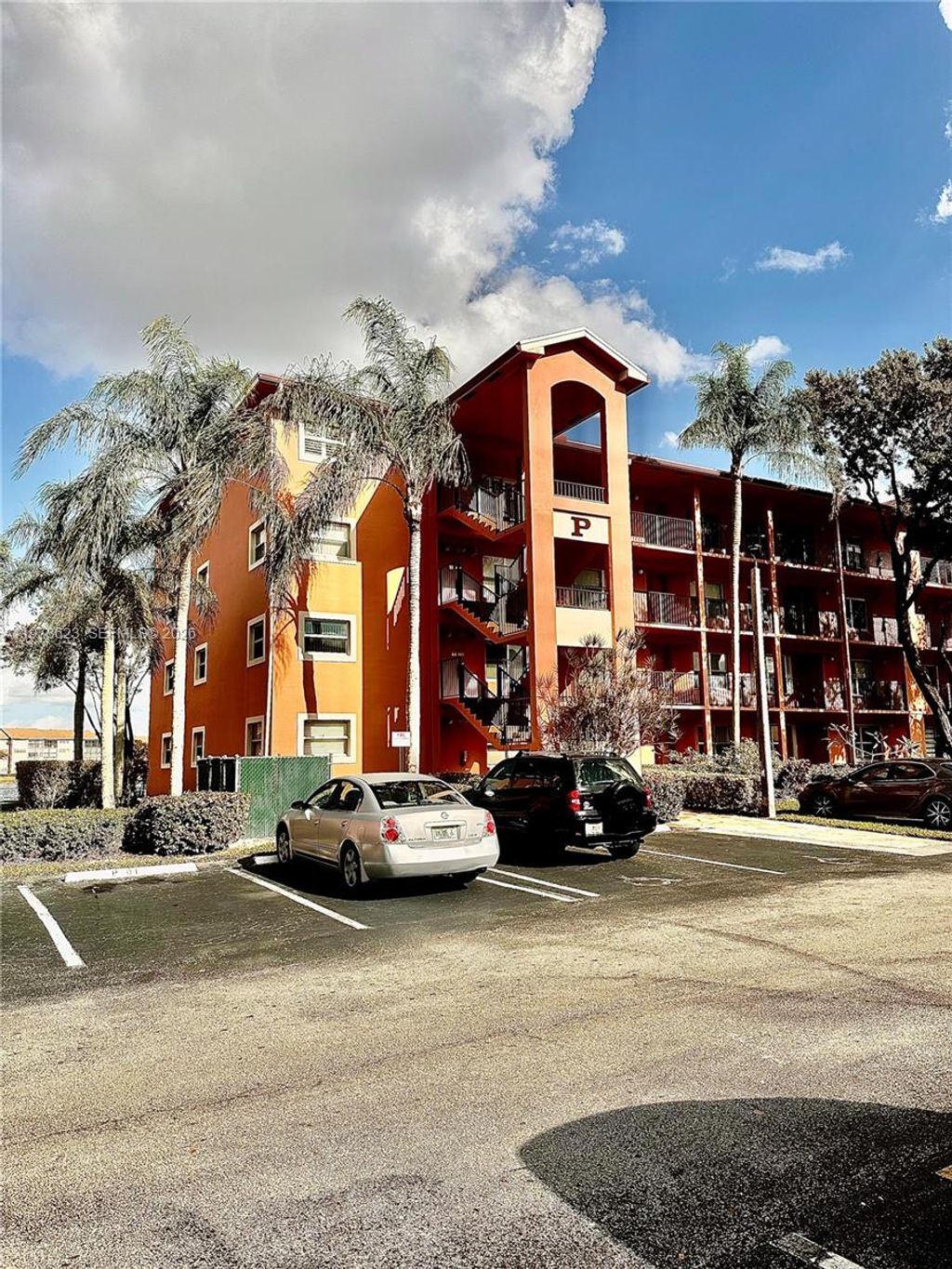 Photo of 601 SW 141st Ave #101P, Pembroke Pines, FL 33027 (MLS # A11978623)