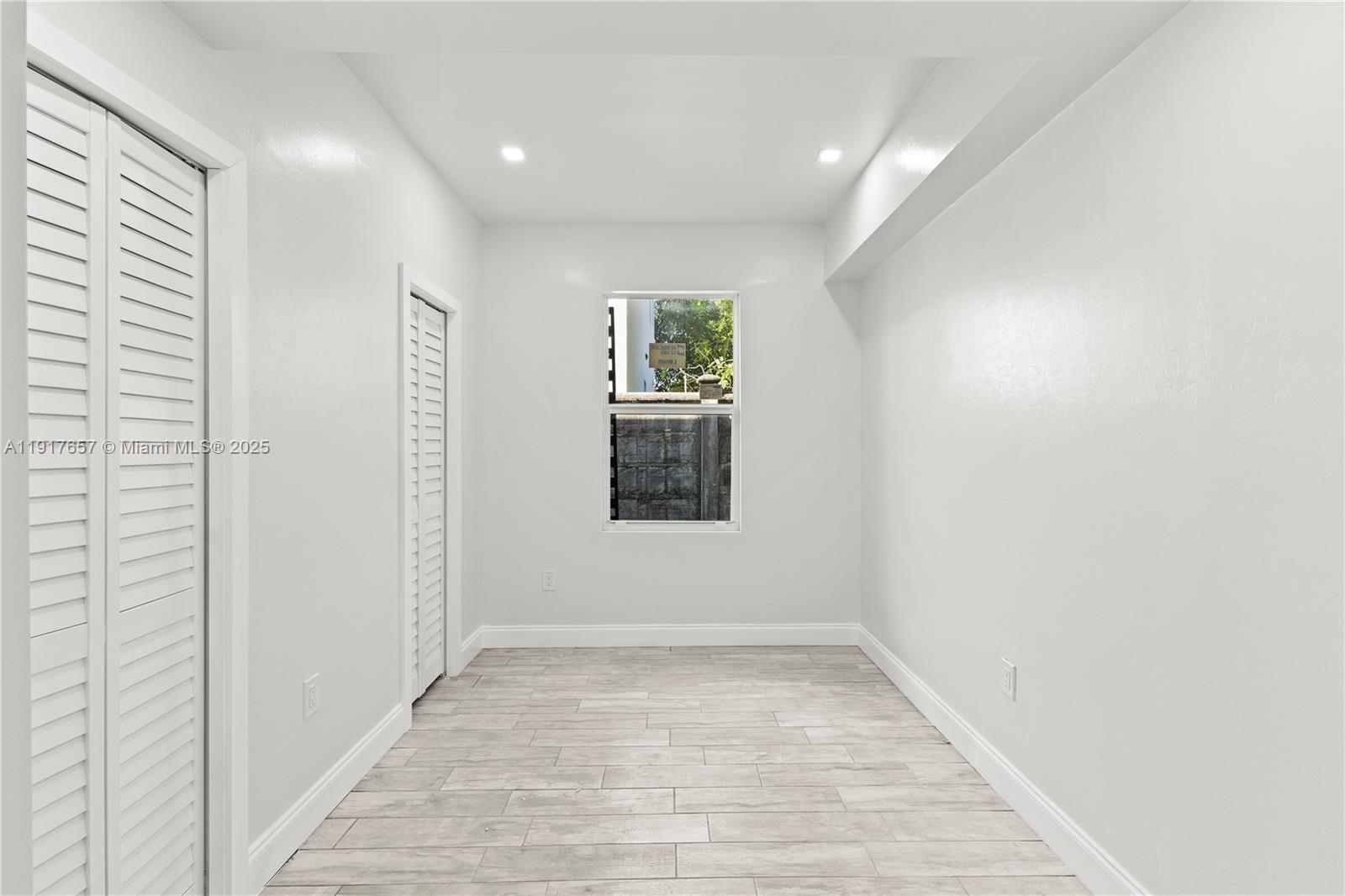 COLLEGE PARK - Residential Income