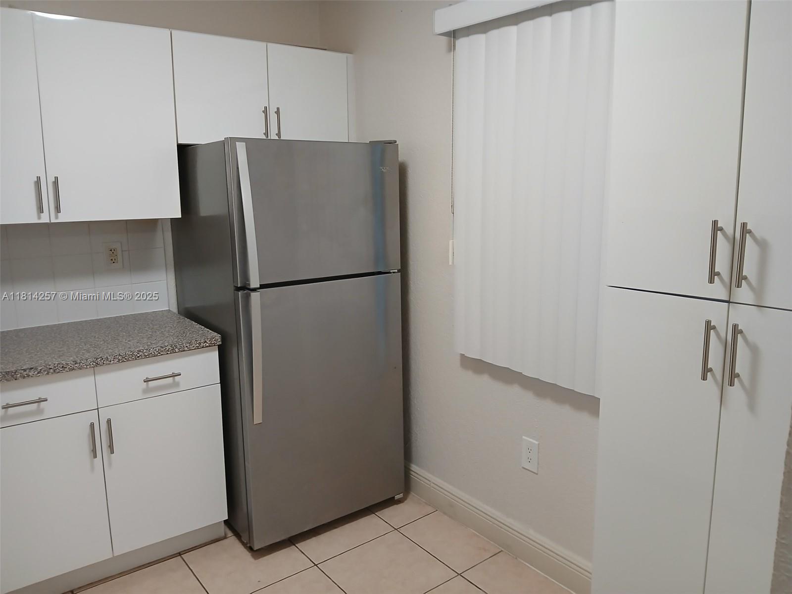 BLEAU GROTTO CONDO - Residential Lease