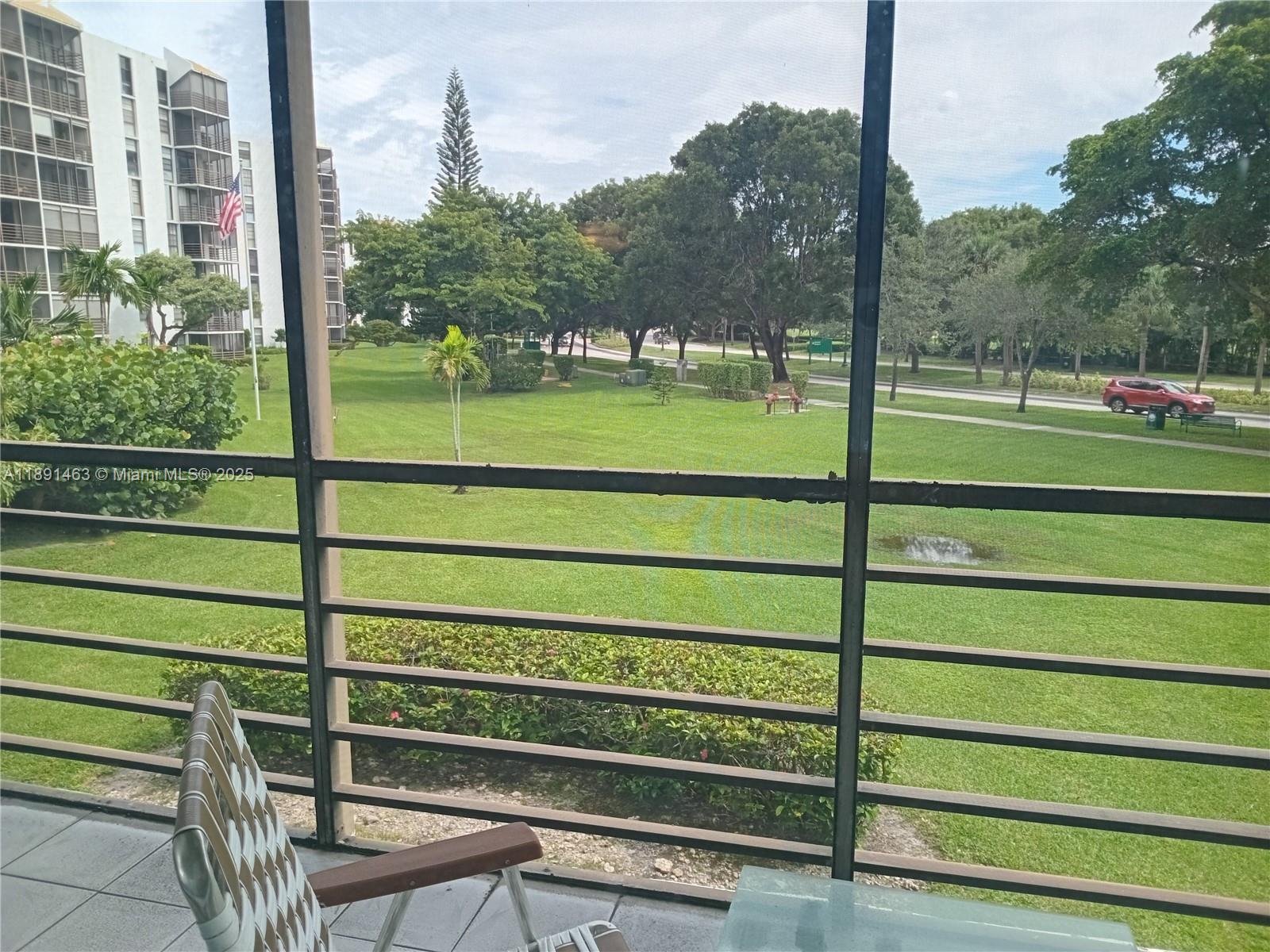 BISCAYA IV CONDO - Residential