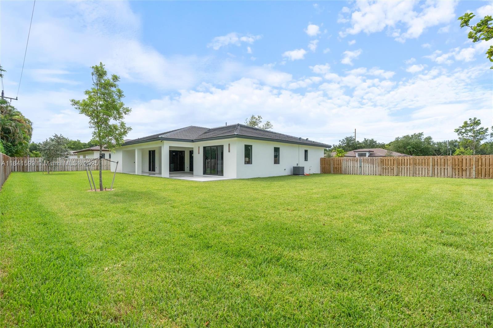 CURBELO AT OLD CUTLER - Residential