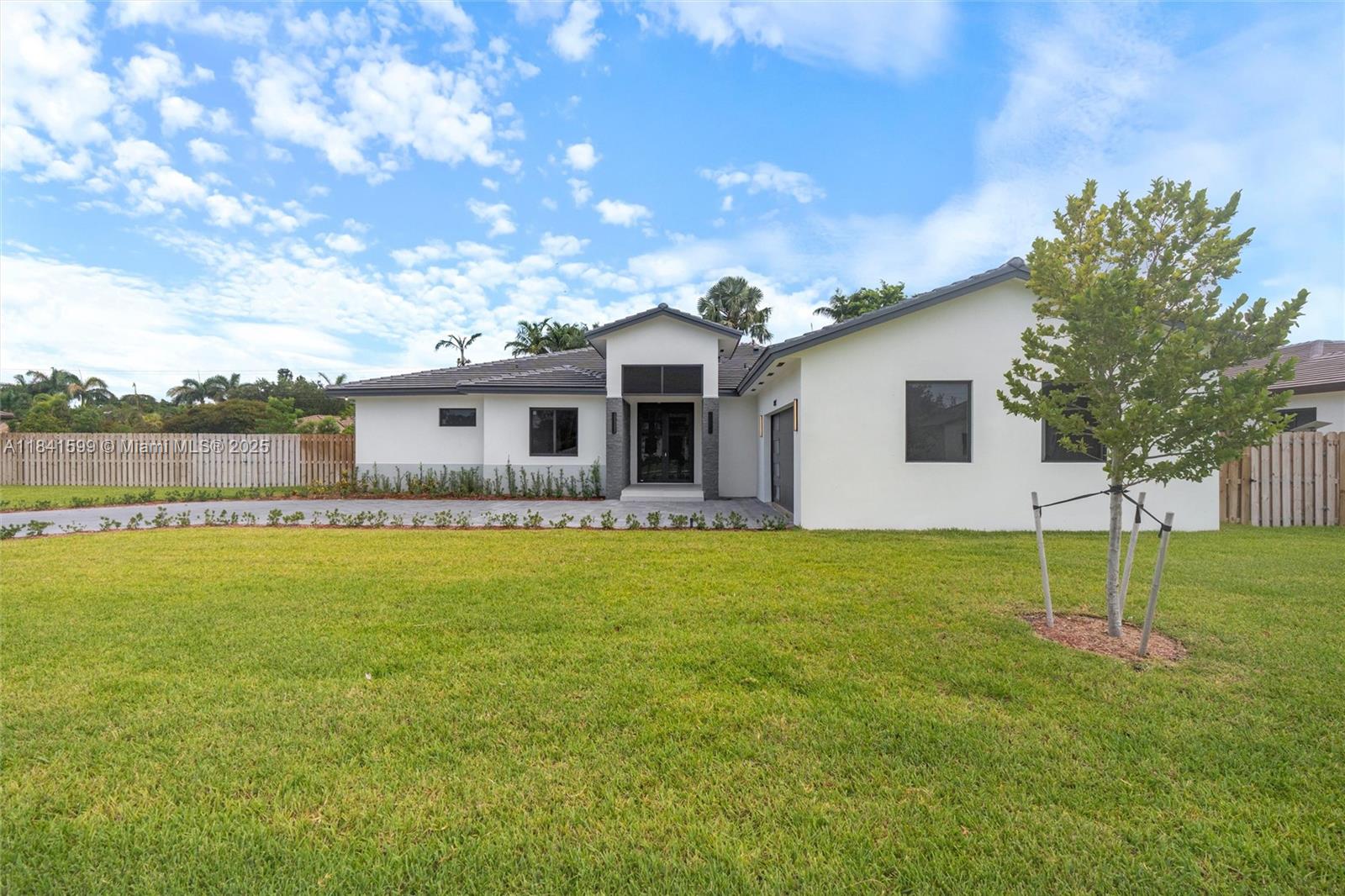 CURBELO AT OLD CUTLER - Residential