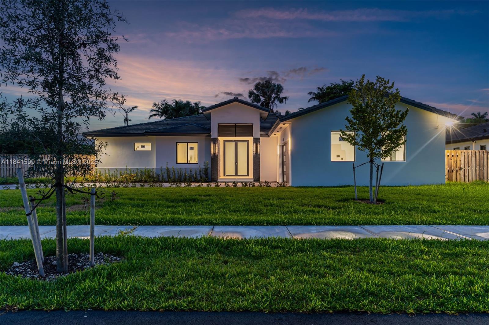 CURBELO AT OLD CUTLER - Residential