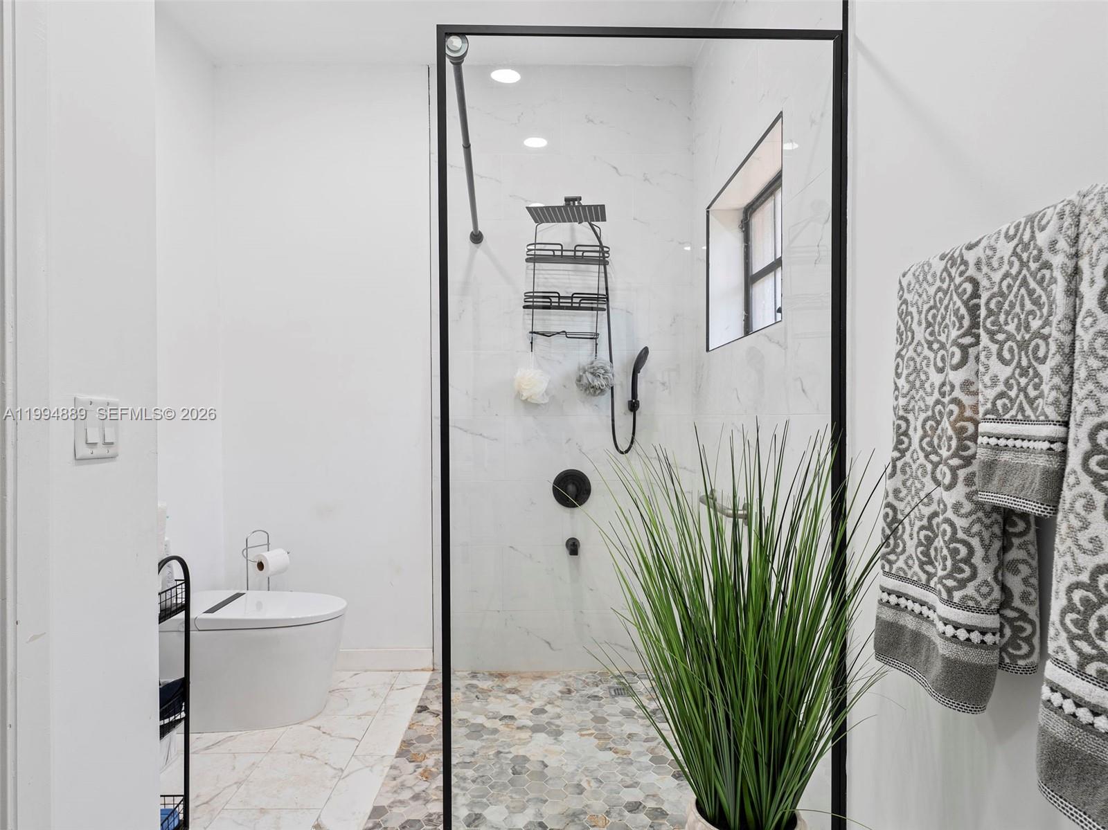 2ND ADDN TO ROYAL OAKS - Residential