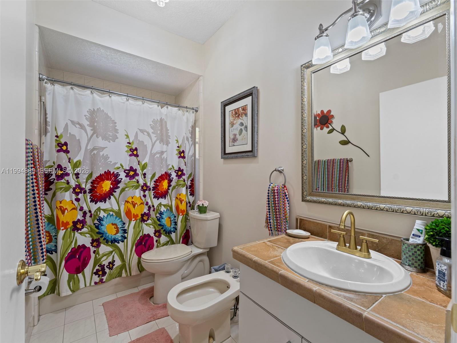 2ND ADDN TO ROYAL OAKS - Residential