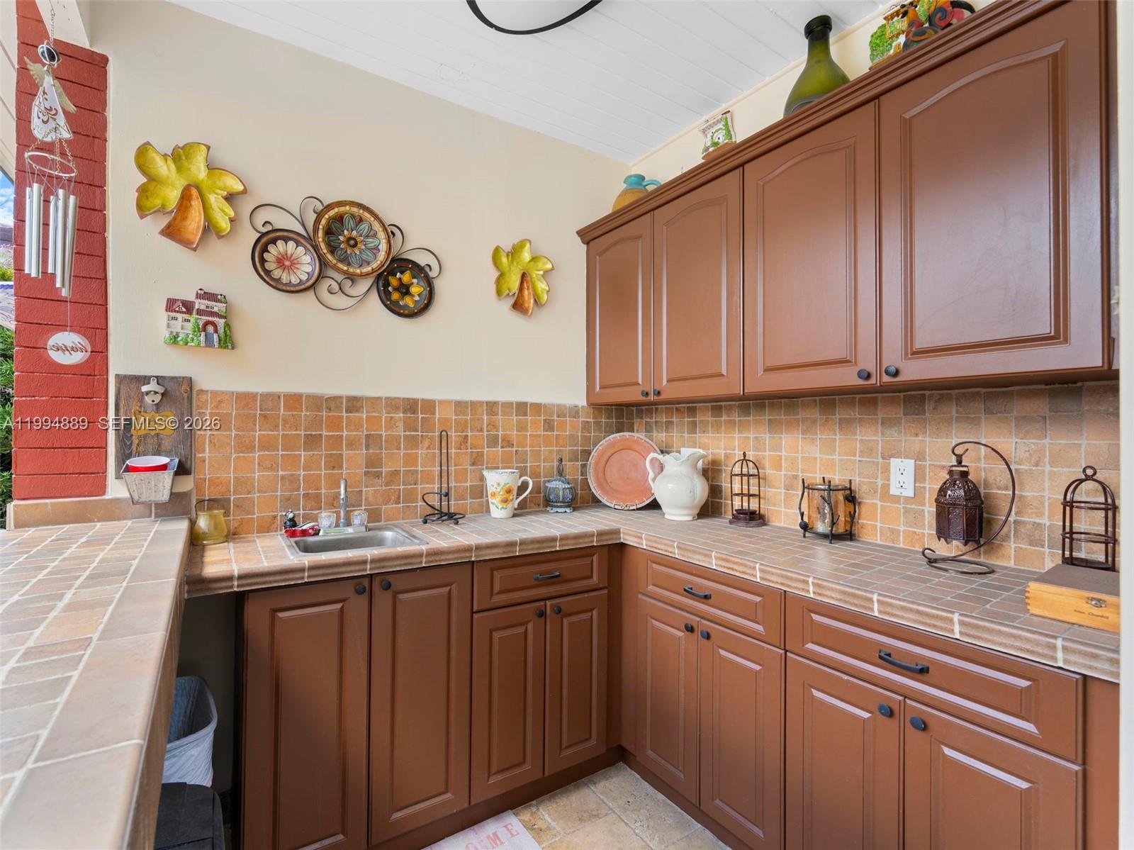 2ND ADDN TO ROYAL OAKS - Residential