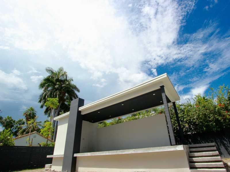 32 53 42 SAN MARINO ISLAN - Residential