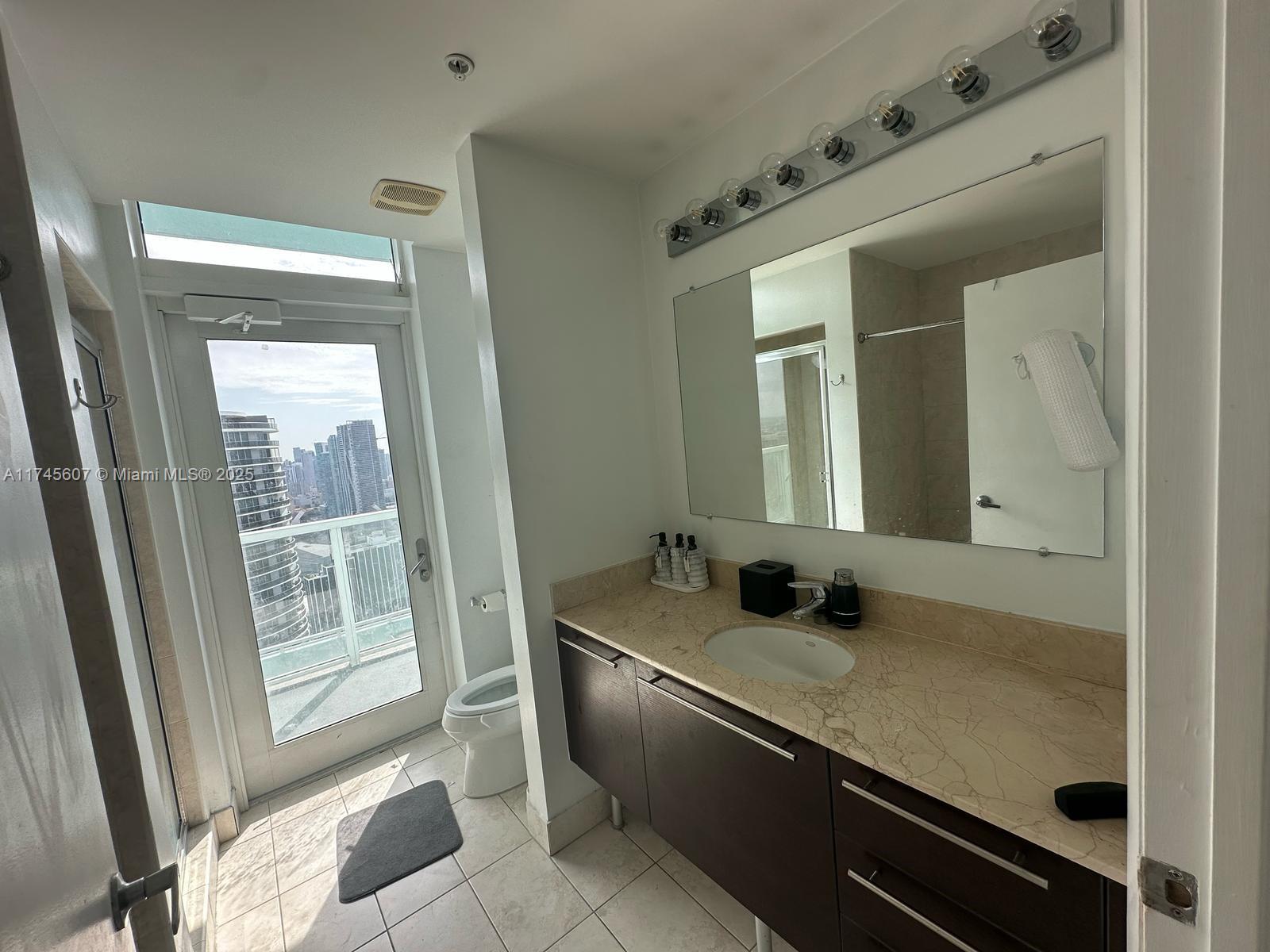 QUANTUM ON THE BAY CONDO - Residential