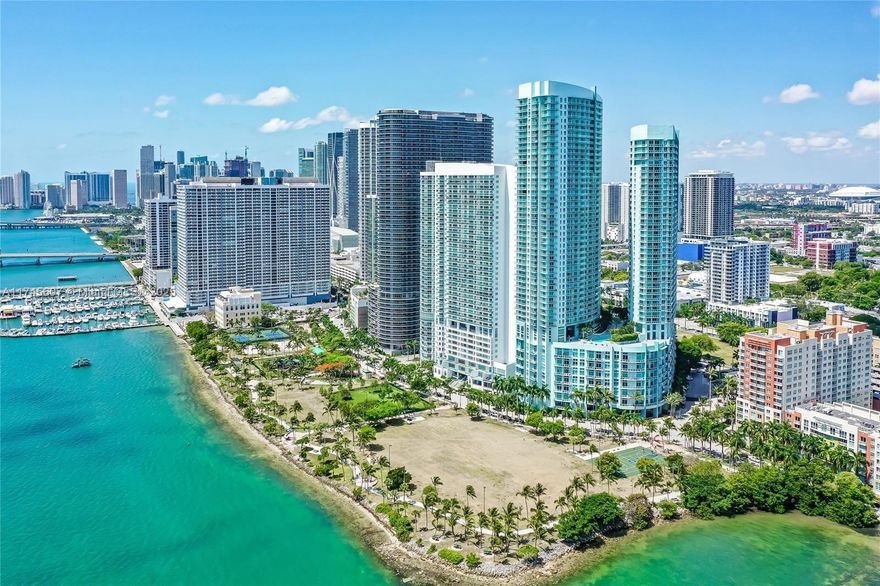 Beautiful corner Penthouse at the Quantum On The Bay, in the heart of Edgewater***Unique layout with two balconies and completely separated sleeping quarters. Large living area with a balcony spanning the length of the condo and views of Biscayne Bay and City. Three bedrooms, all with walk-in closet. The primary bedroom has a private balcony, offering spectacular views of the ocean and the City. Two parking spaces, one right off the lobby Walking distance to Downtown Miami and Wynwood