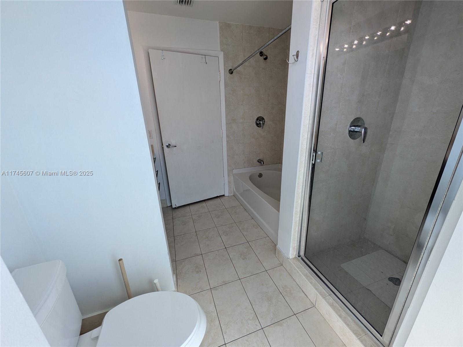 QUANTUM ON THE BAY CONDO - Residential