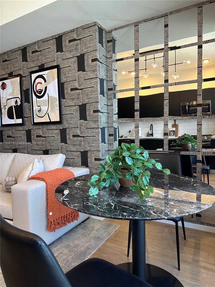 MAP OF MIAMI DADE CO. FL. - Residential