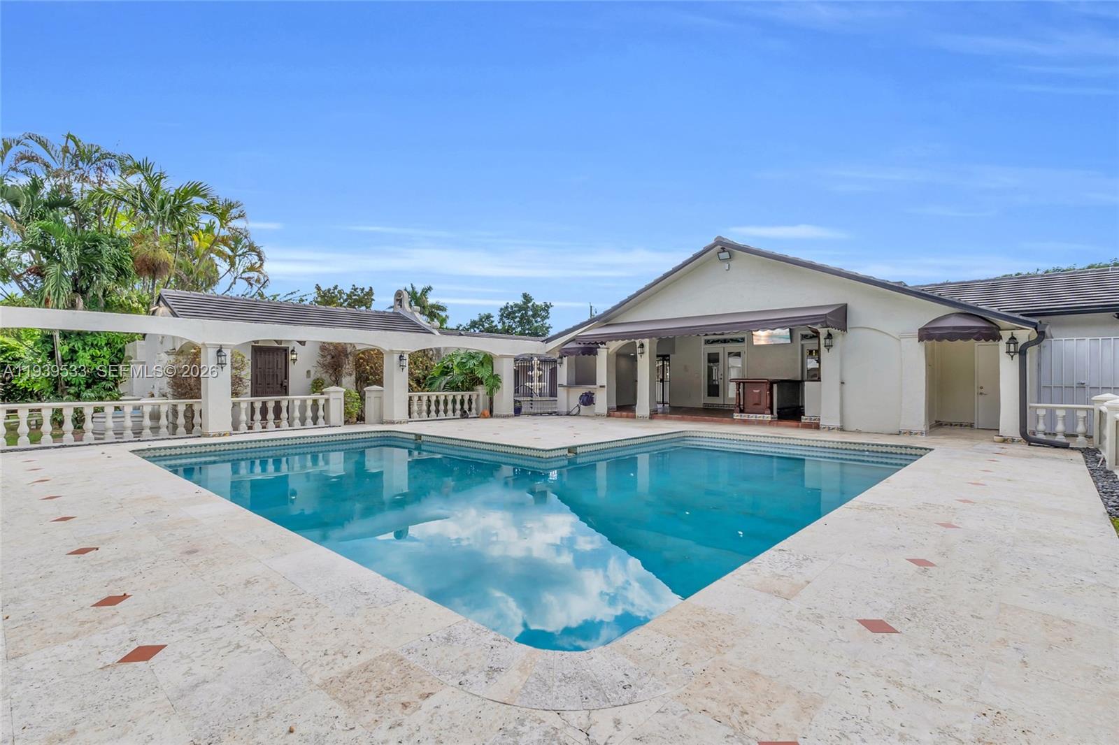 BIRD ROAD FARMSITES - Residential