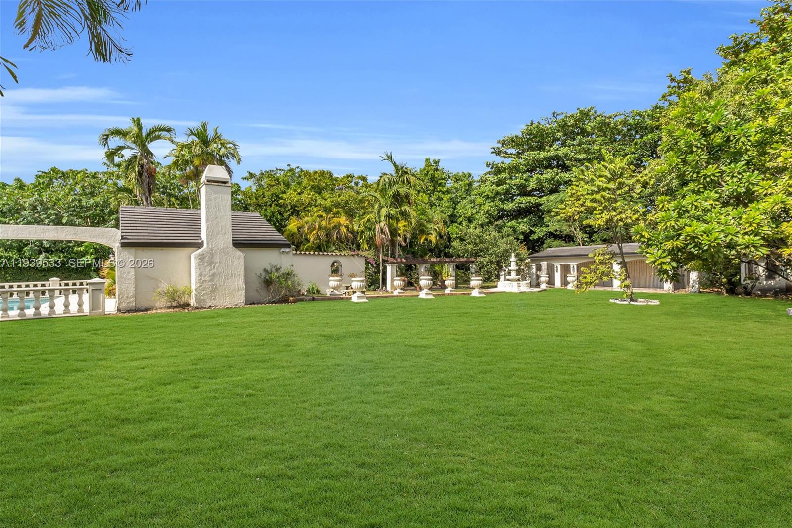 BIRD ROAD FARMSITES - Residential