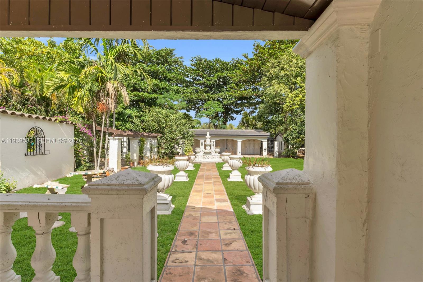 BIRD ROAD FARMSITES - Residential