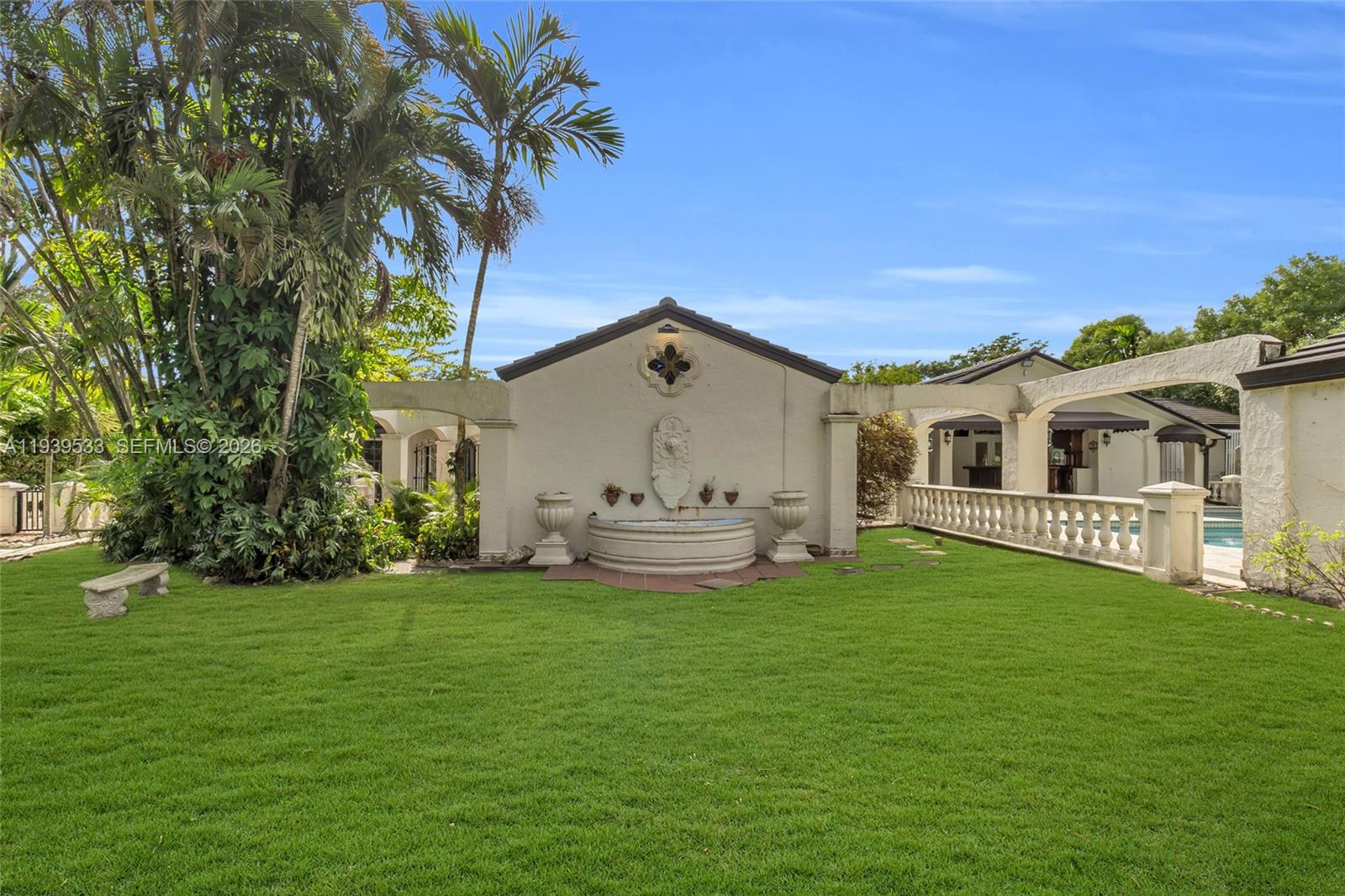 BIRD ROAD FARMSITES - Residential