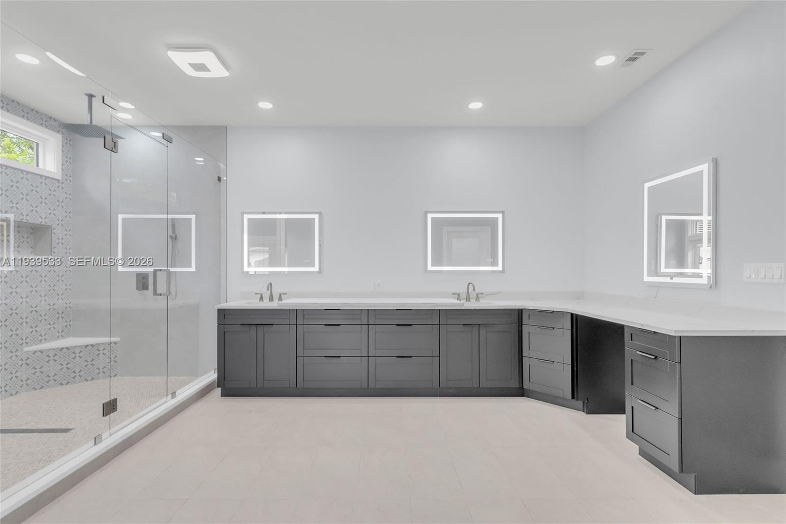 BIRD ROAD FARMSITES - Residential